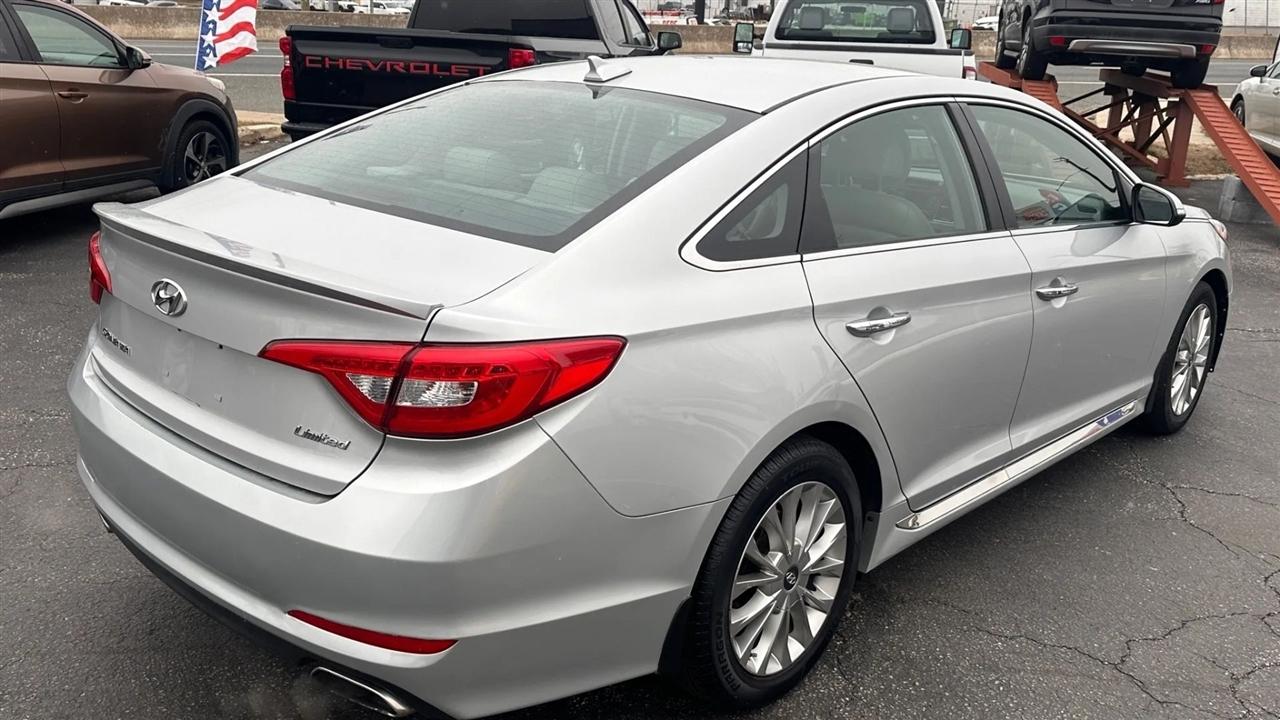 Hyundai Sonata 4dr Sdn 2.4L Limited PZEV 2015