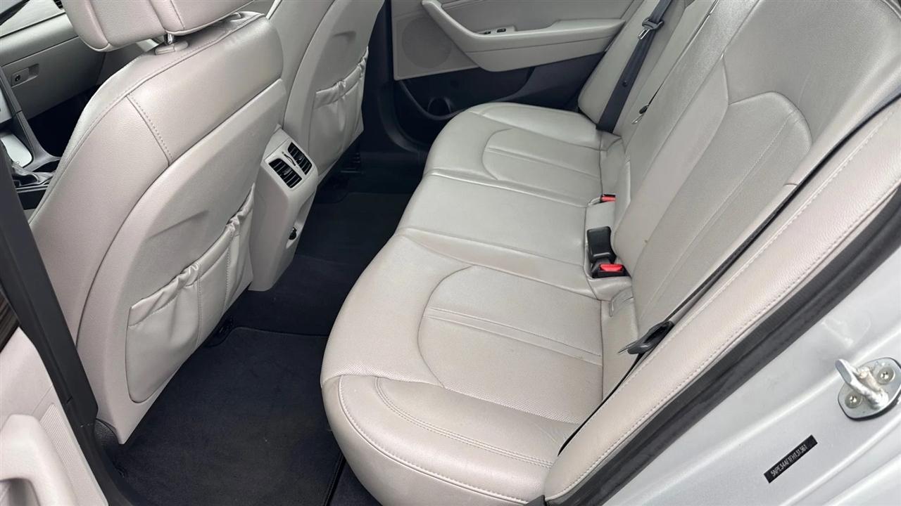 Hyundai Sonata 4dr Sdn 2.4L Limited PZEV 2015