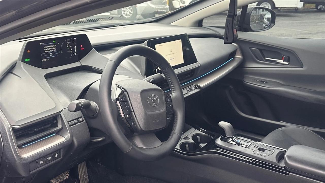 Toyota Prius Nightshade (Natl) 2025