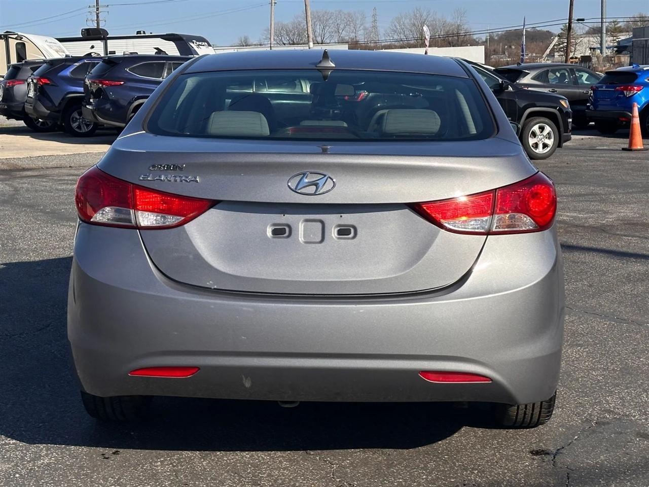 Hyundai Elantra 4dr Sdn Auto GLS PZEV (Ulsan Plant) *Ltd Avail* 2013