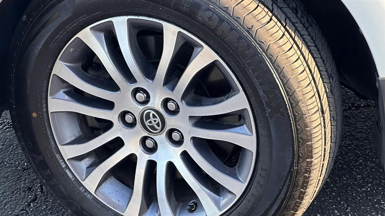 Toyota Sienna XLE Auto Access Seat FWD 7-Passenger (Natl) 2019