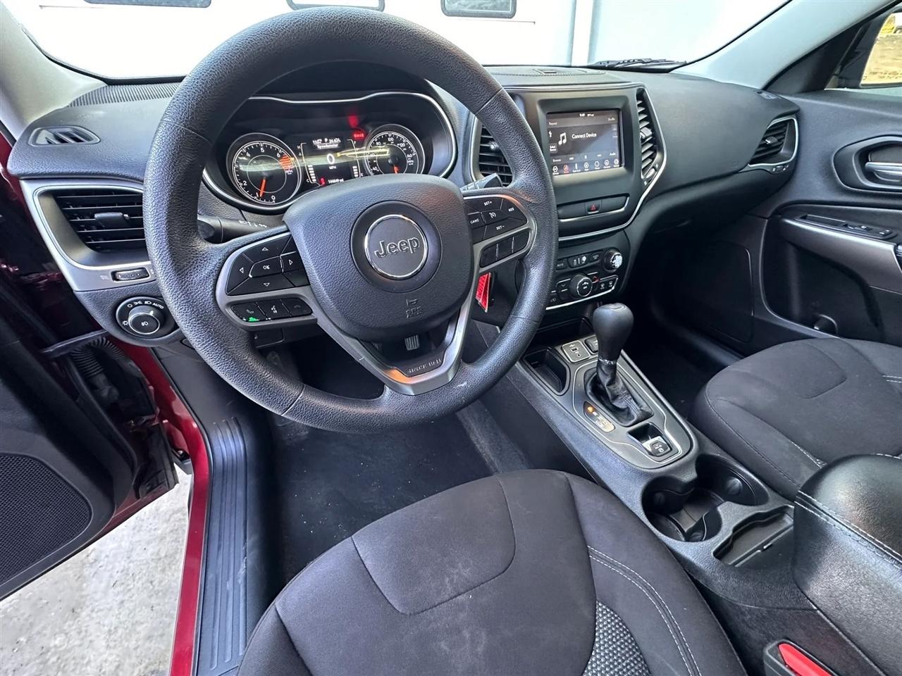 Jeep Cherokee Latitude FWD 2019