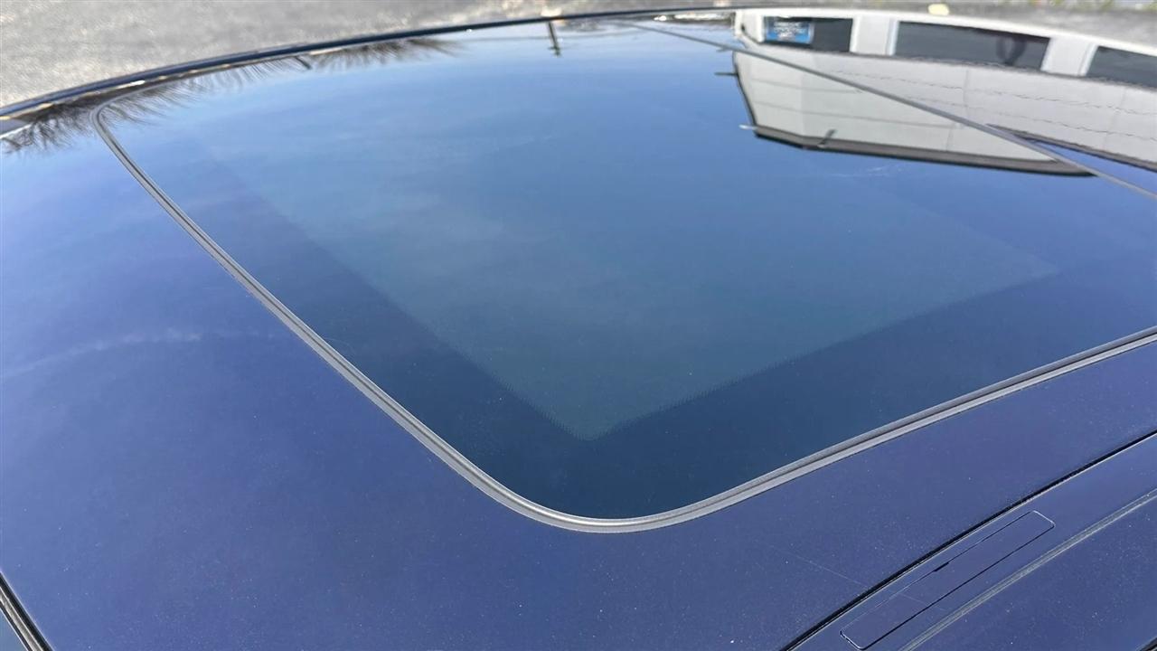 BMW 5 Series 4dr Sdn 535i xDrive AWD 2013