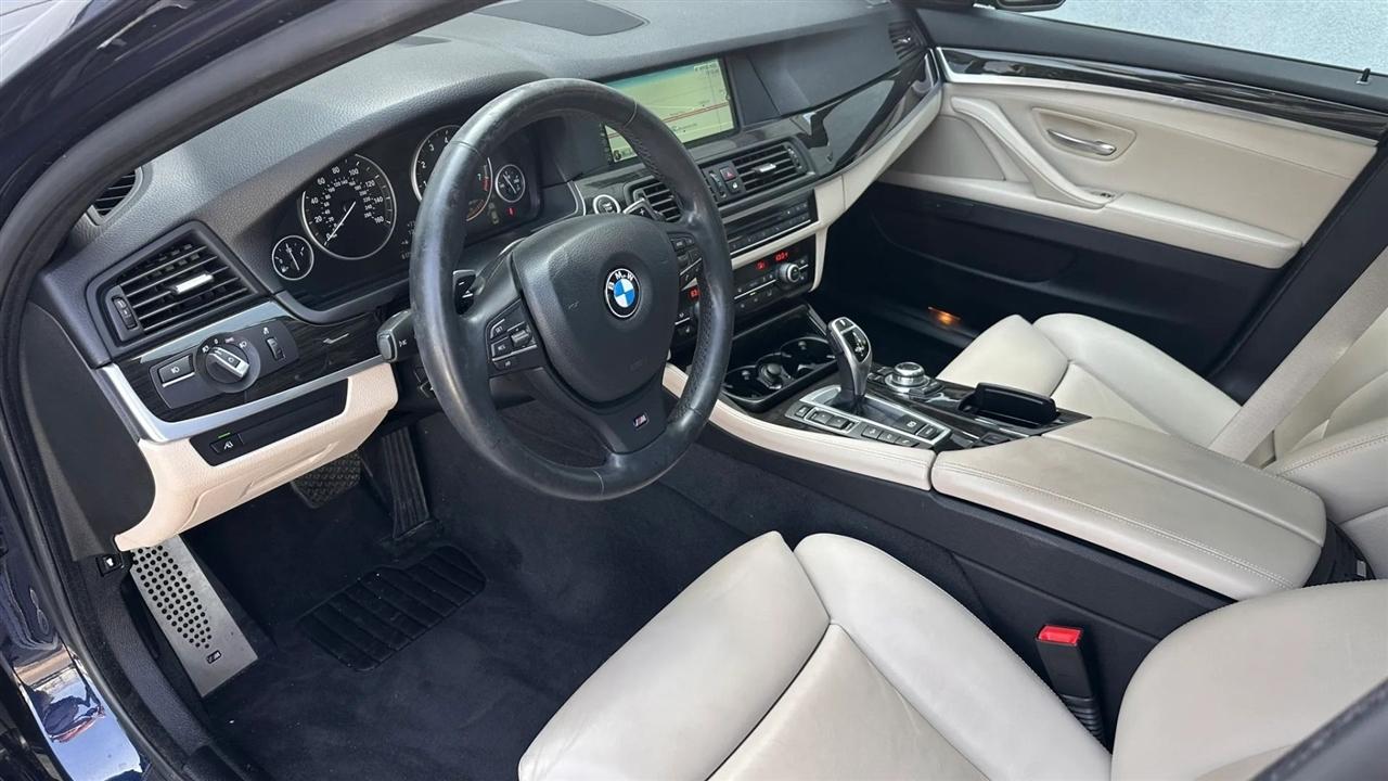 BMW 5 Series 4dr Sdn 535i xDrive AWD 2013