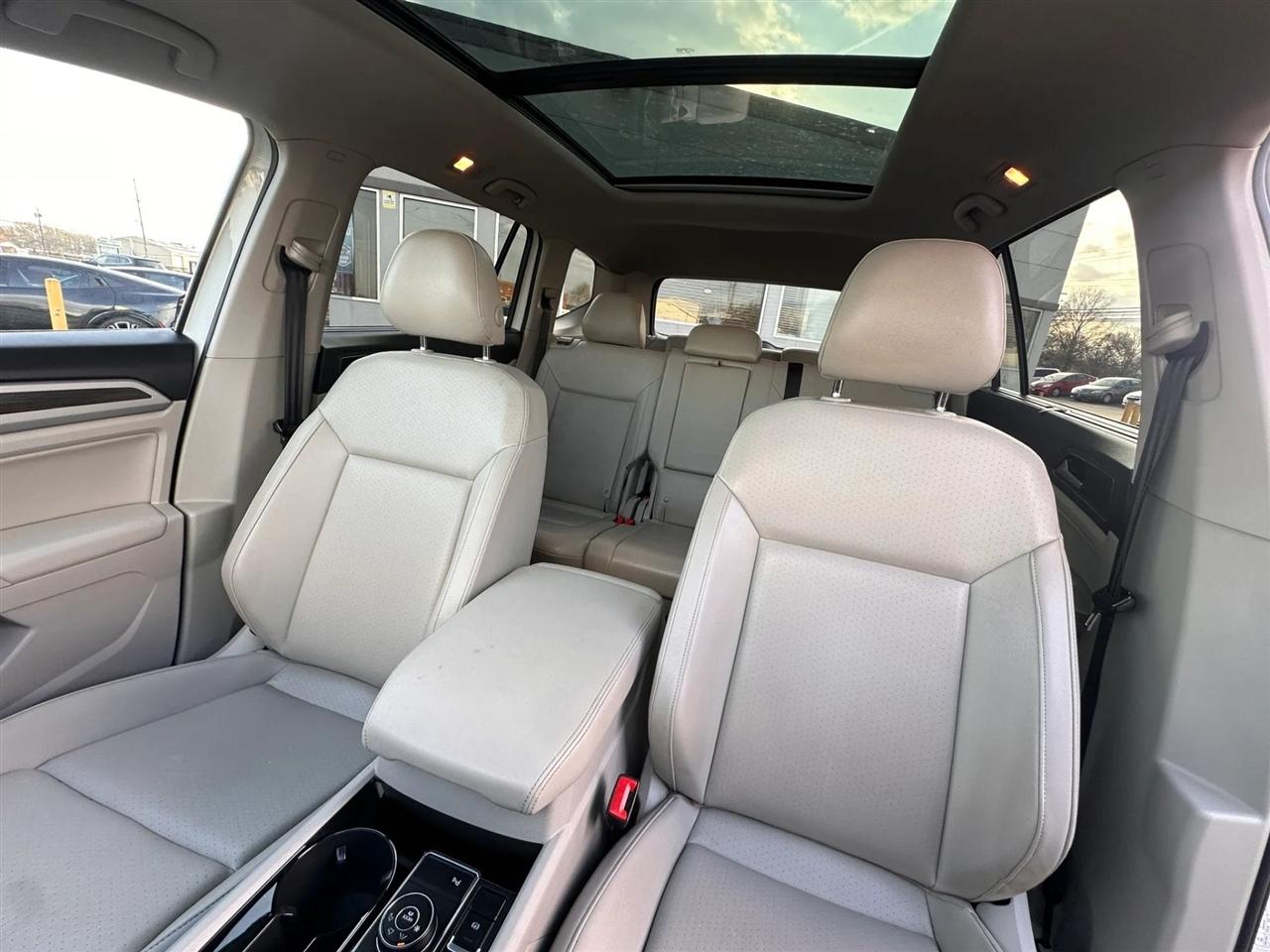 Volkswagen Atlas 3.6L V6 SEL 4MOTION 2018