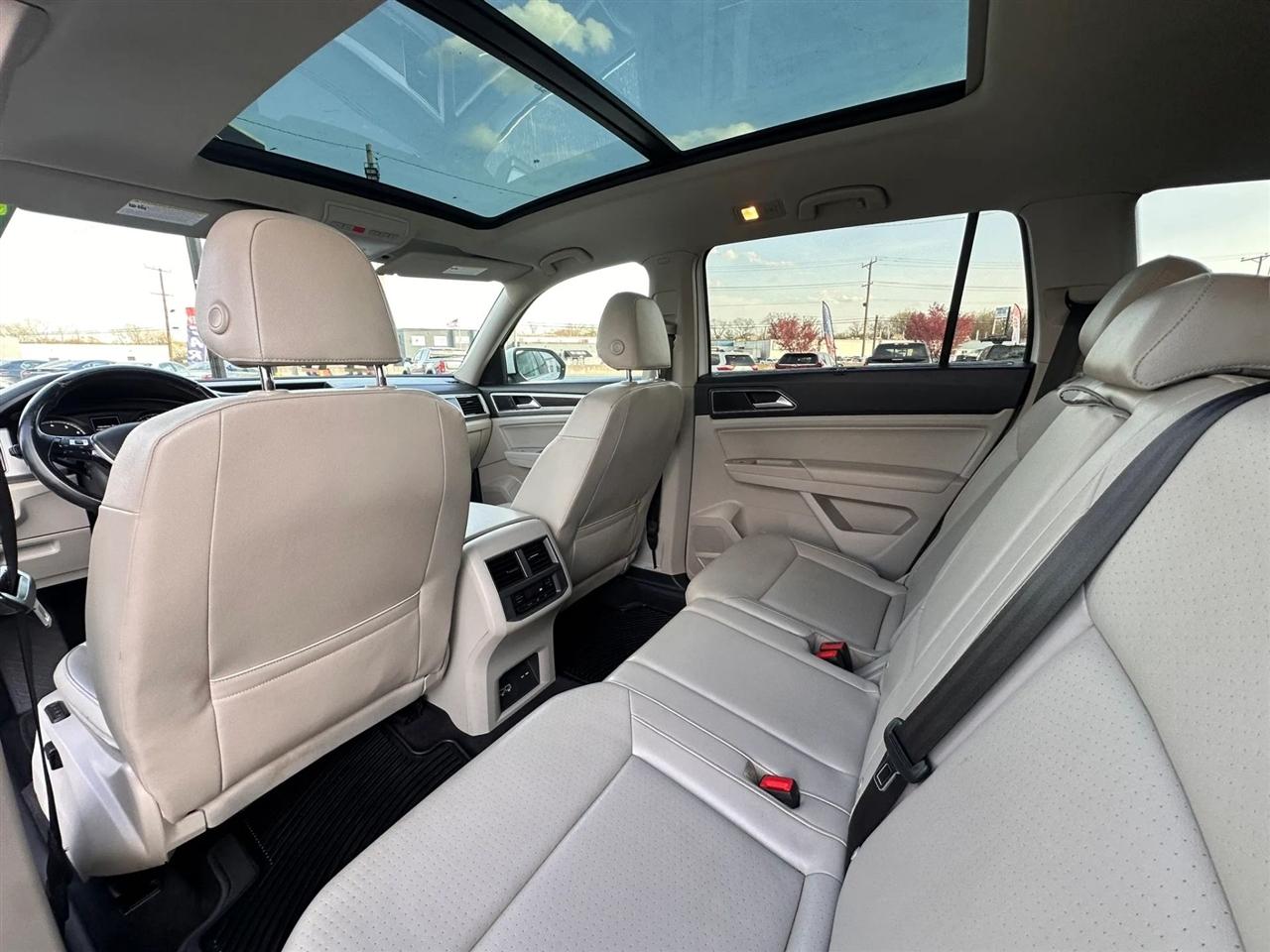 Volkswagen Atlas 3.6L V6 SEL 4MOTION 2018