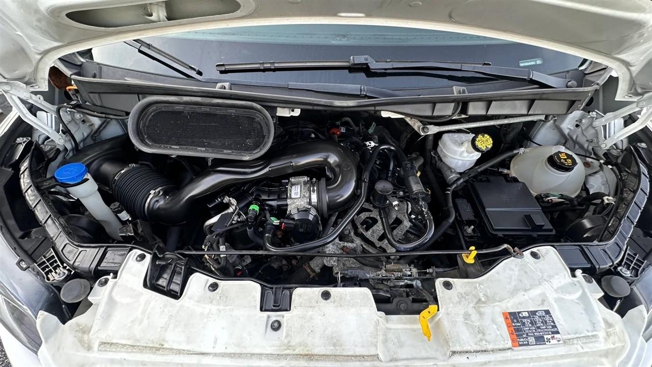 Ford Transit Cargo Van T-250 130" Med Rf 9070 GVWR RWD 2020