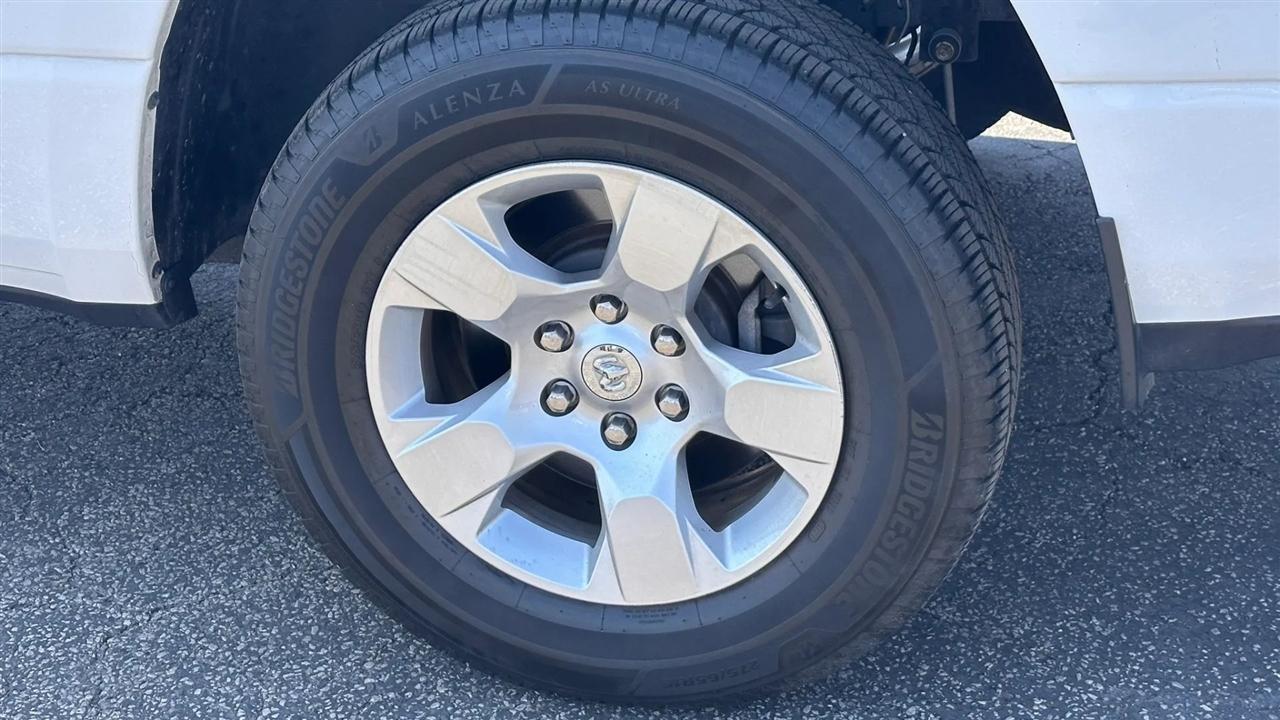 RAM 1500 Big Horn Crew Cab SWB 4WD 2019