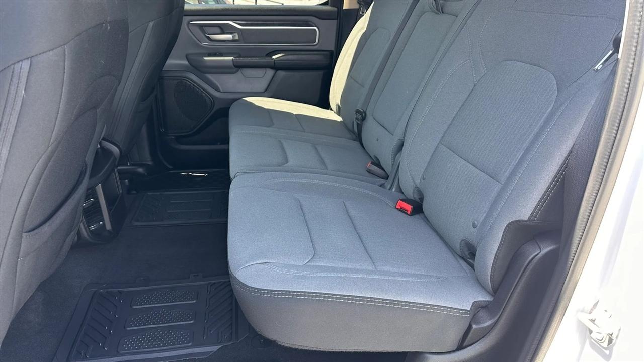 RAM 1500 Big Horn Crew Cab SWB 4WD 2019