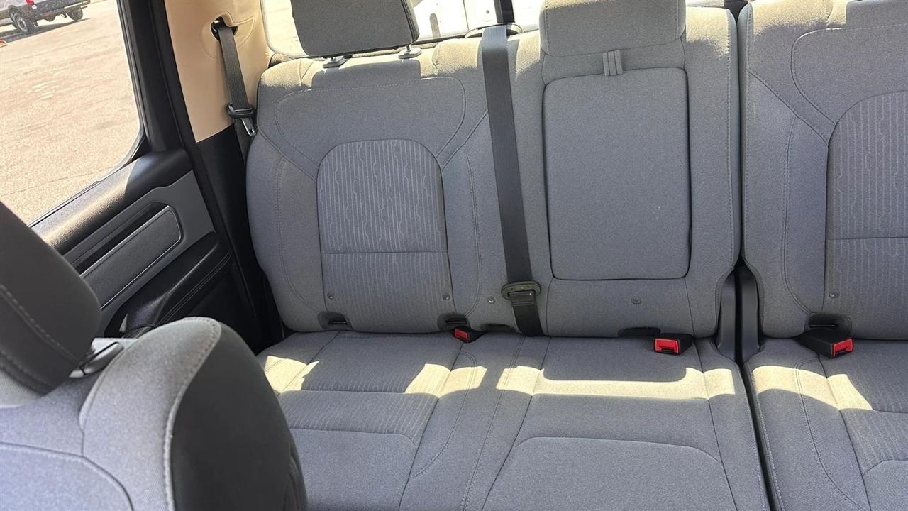 RAM 1500 Big Horn Crew Cab SWB 4WD 2019