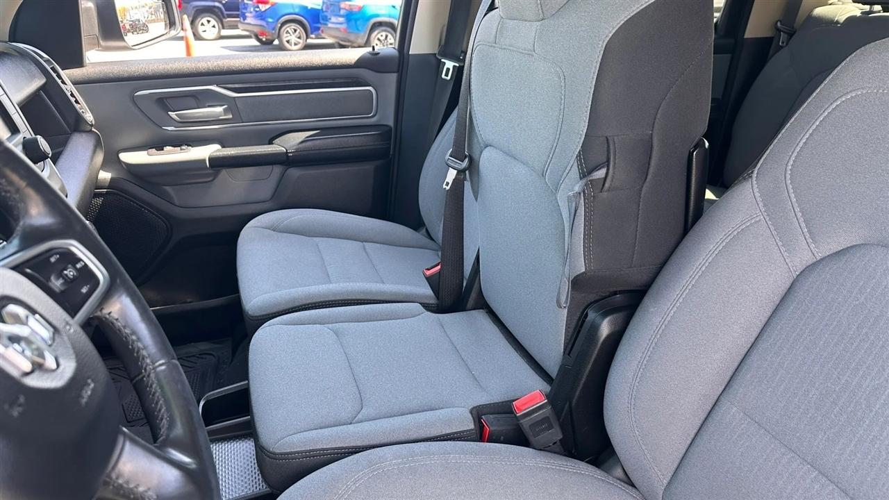 RAM 1500 Big Horn Crew Cab SWB 4WD 2019