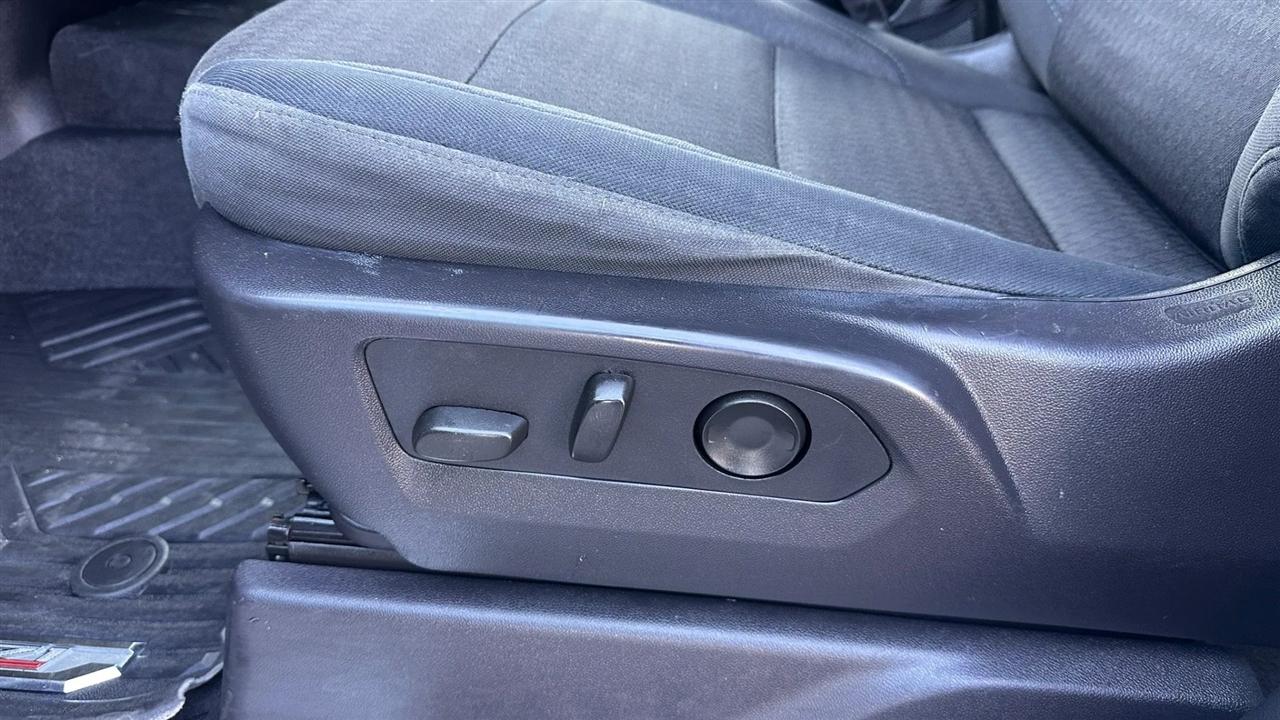 Chevrolet Silverado 2500HD LT Crew Cab Long Box 4WD 2024