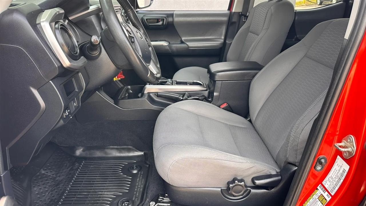 Toyota Tacoma SR5 Double Cab Long Bed V6 6AT 4WD 2018