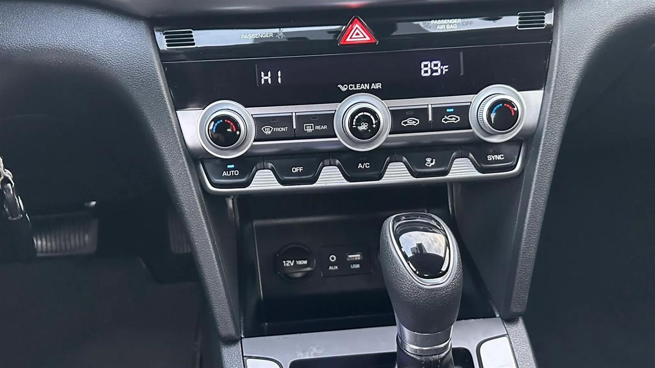 Hyundai Elantra Limited 2020