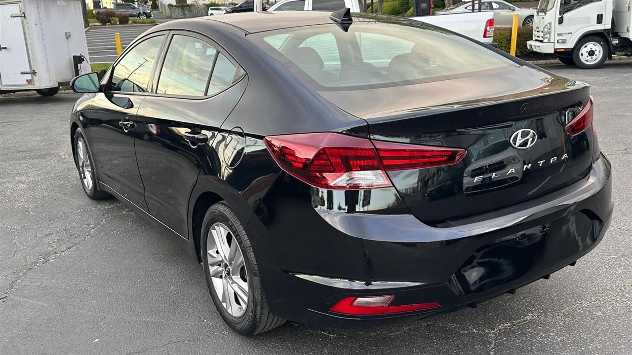 Hyundai Elantra Limited 2020