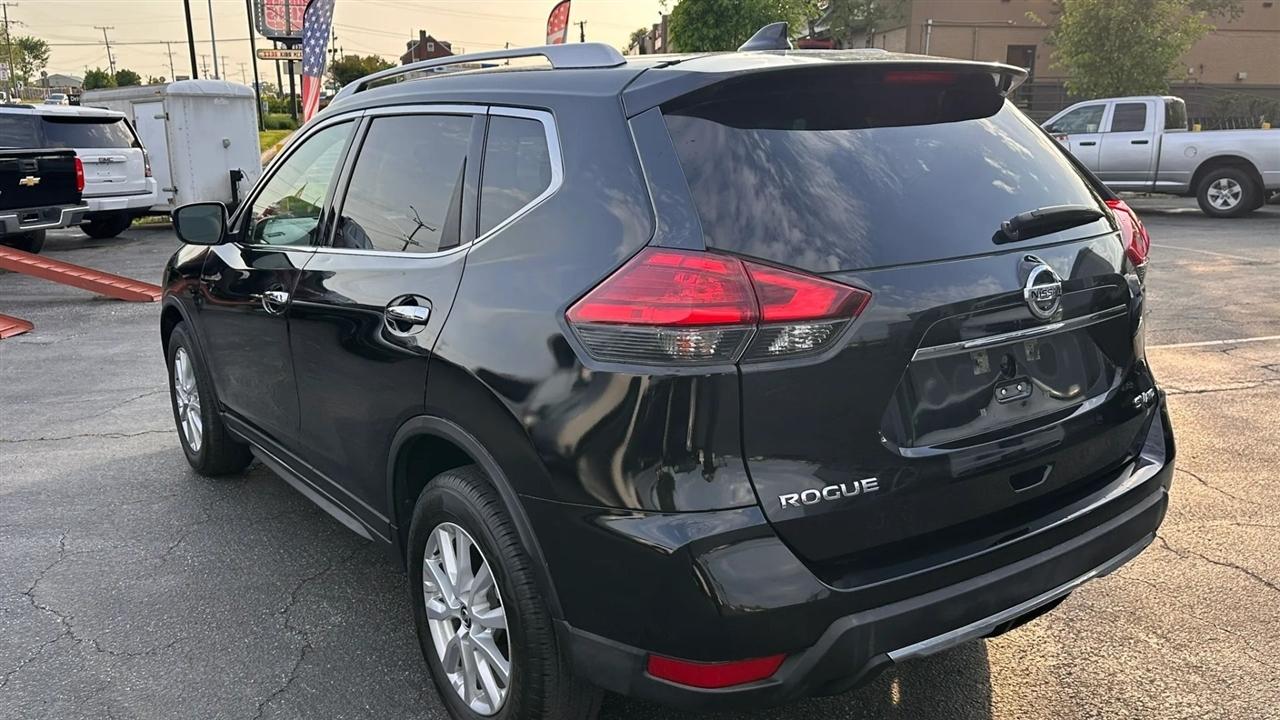 Nissan Rogue SV AWD 2017