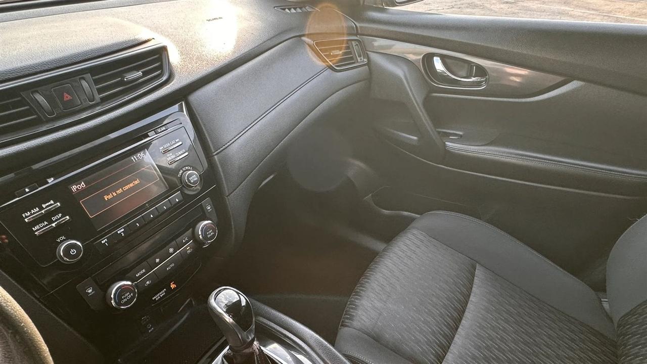 Nissan Rogue SV AWD 2017