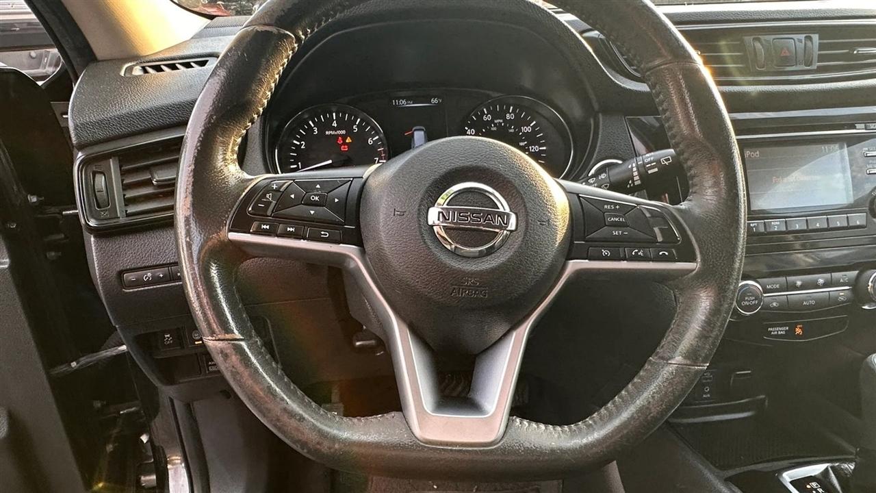 Nissan Rogue SV AWD 2017