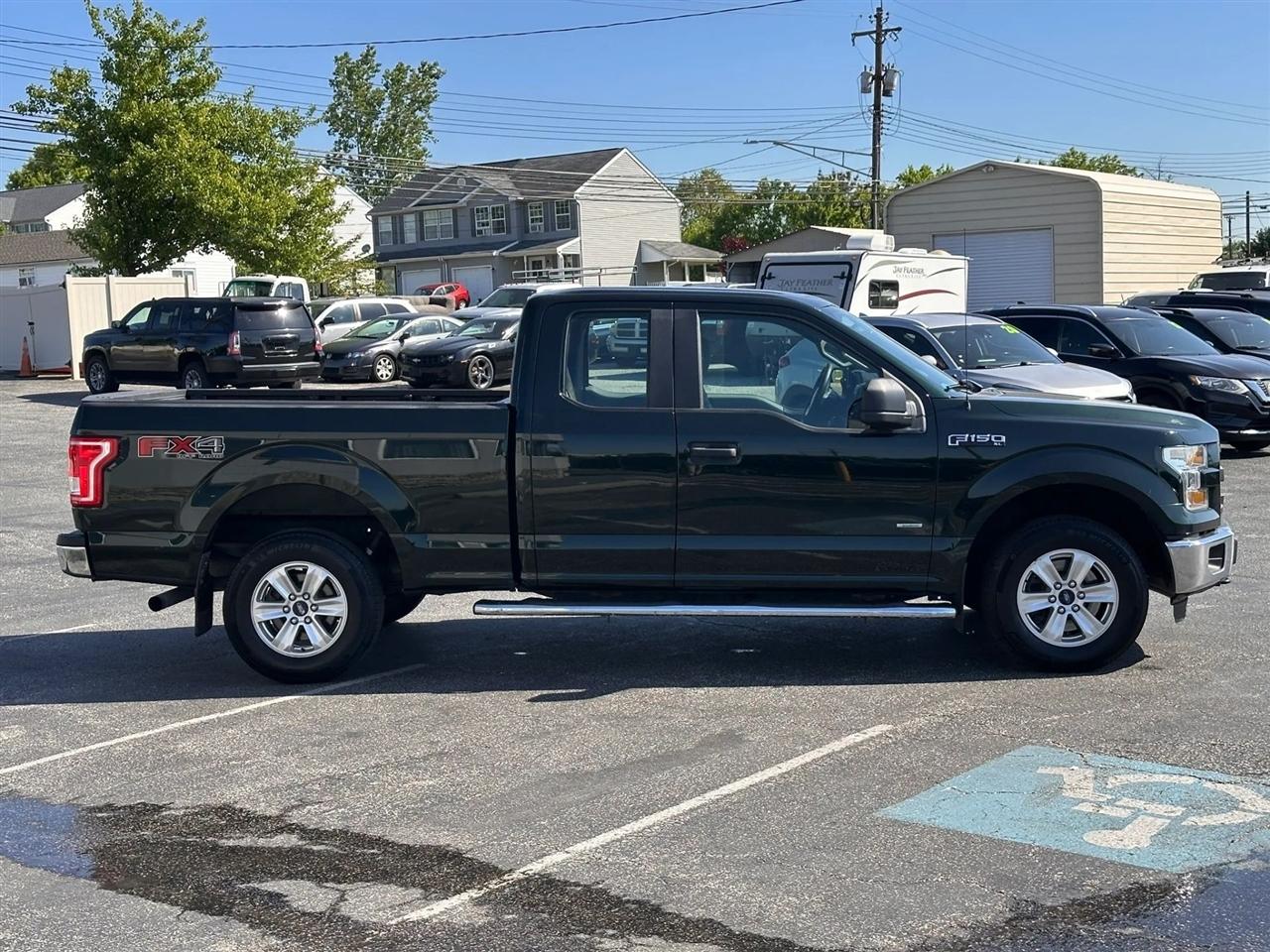 Ford F-150 XL SuperCab 6.5-ft. Bed 4WD 2016