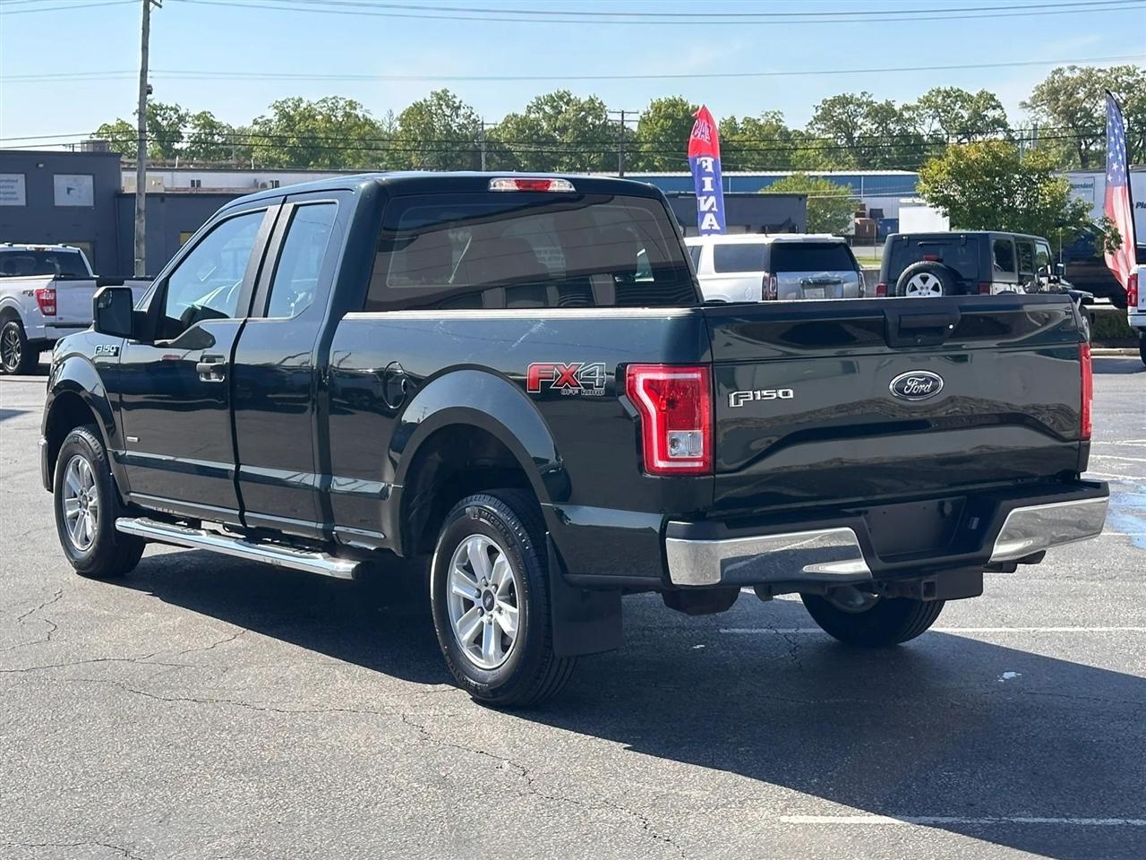 Ford F-150 XL SuperCab 6.5-ft. Bed 4WD 2016