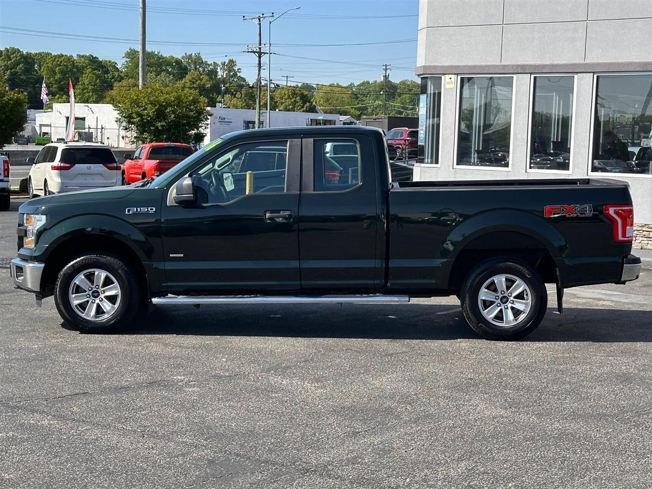 Ford F-150 XL SuperCab 6.5-ft. Bed 4WD 2016
