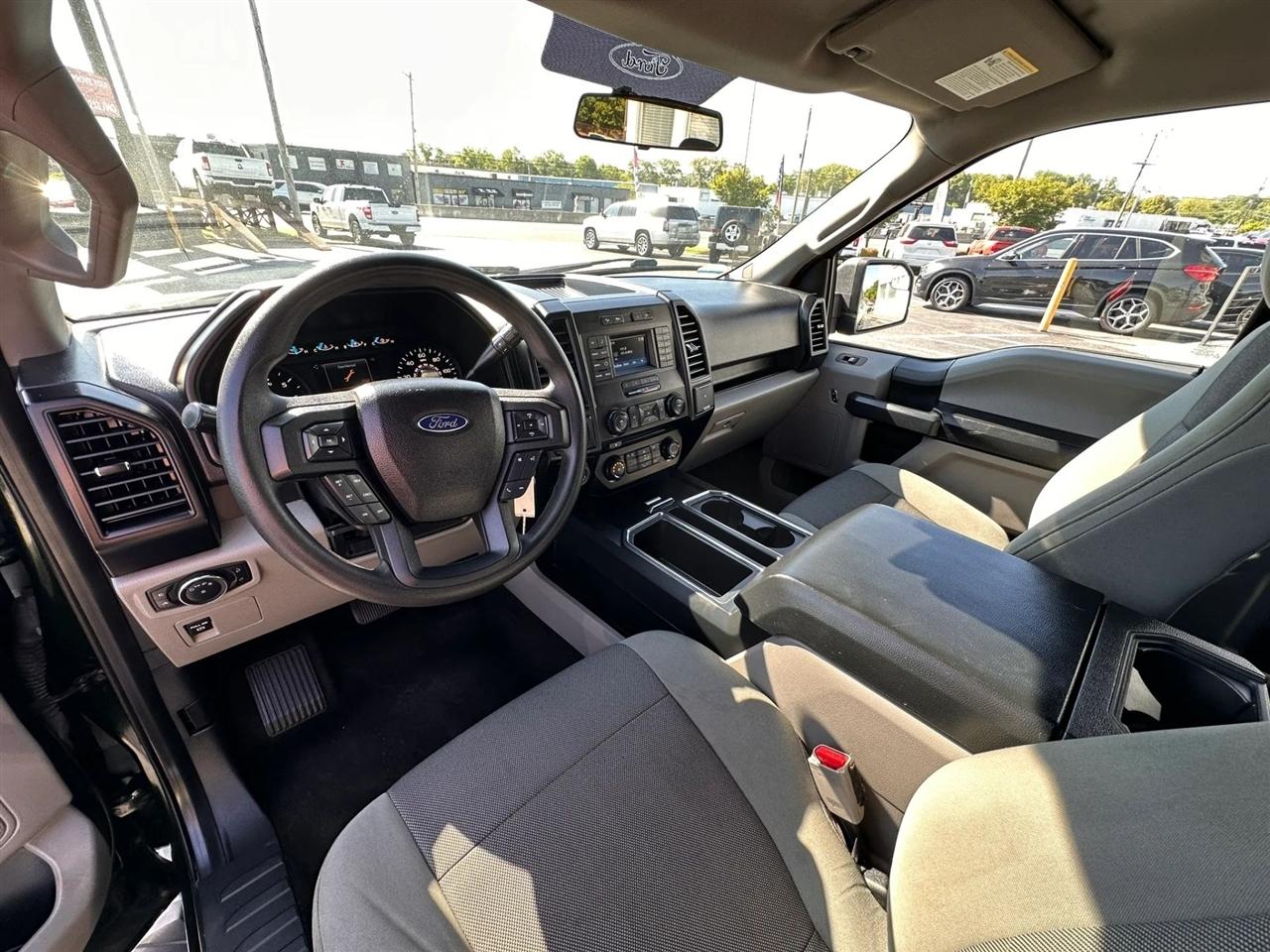 Ford F-150 XL SuperCab 6.5-ft. Bed 4WD 2016