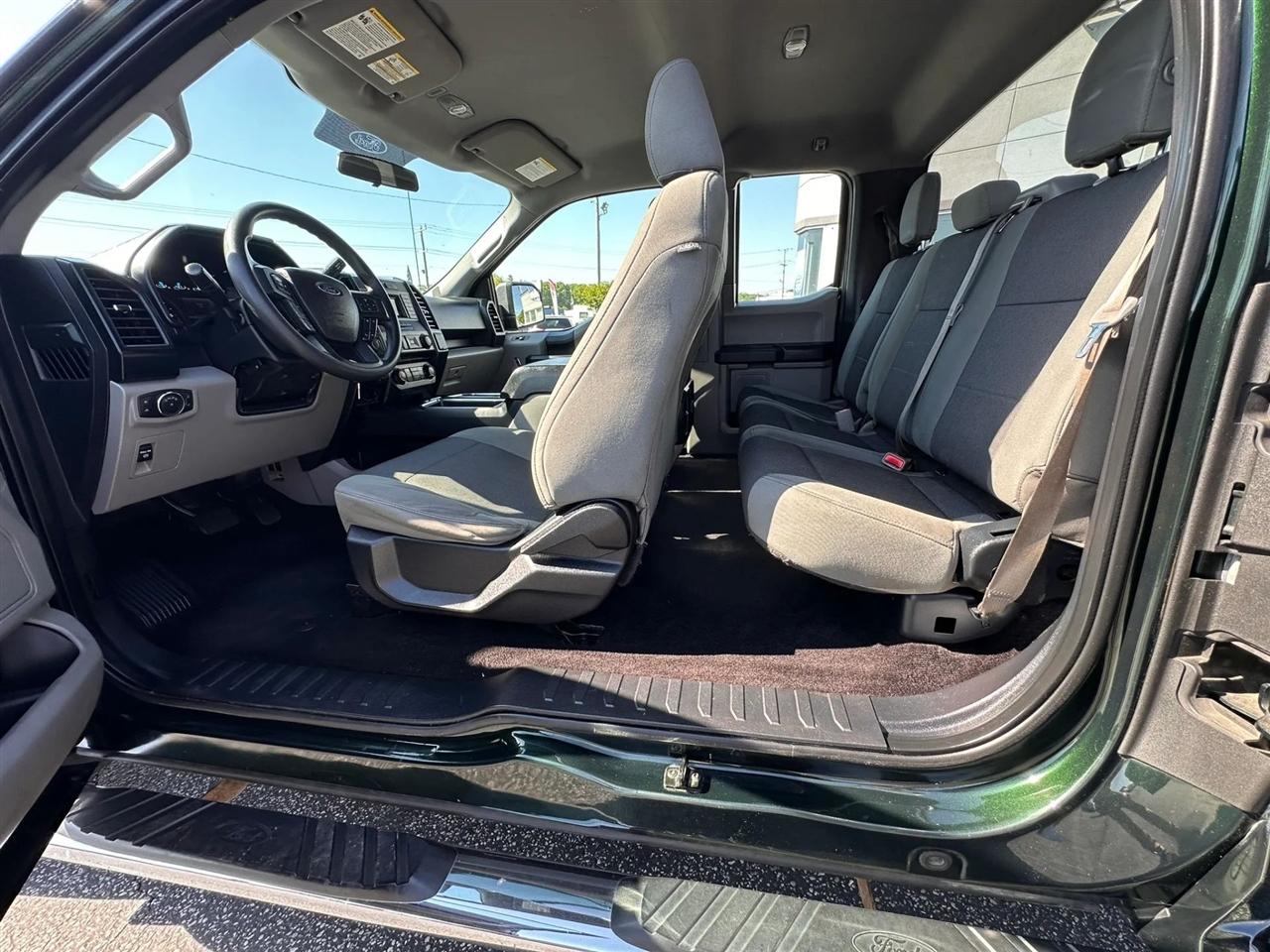 Ford F-150 XL SuperCab 6.5-ft. Bed 4WD 2016