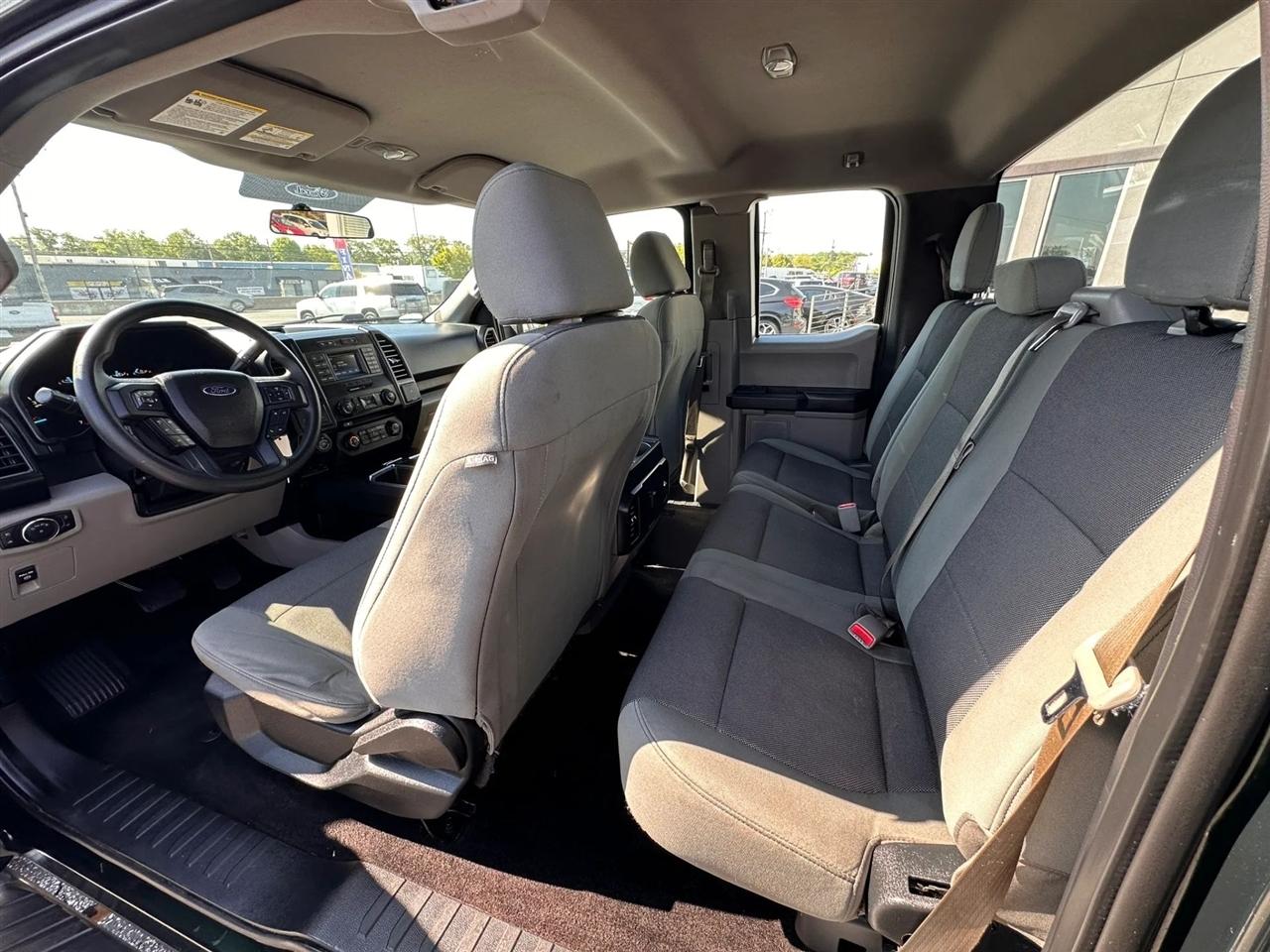 Ford F-150 XL SuperCab 6.5-ft. Bed 4WD 2016