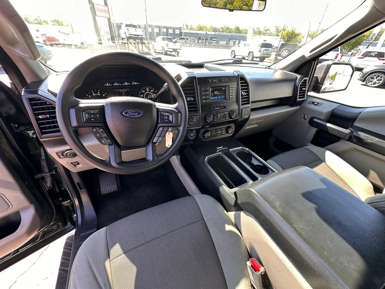 Ford F-150 XL SuperCab 6.5-ft. Bed 4WD 2016