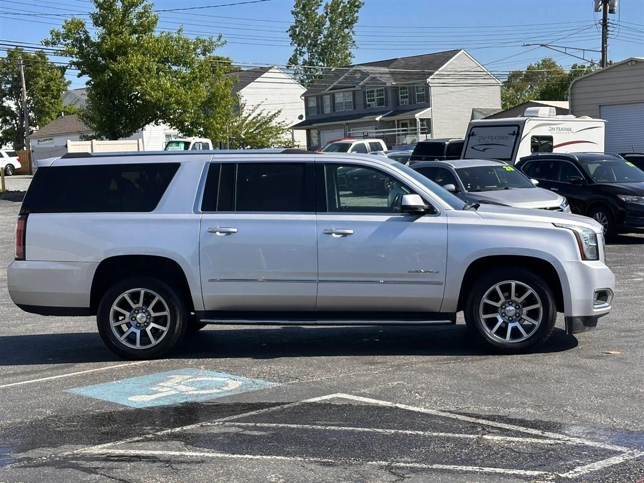 GMC Yukon XL Denali 2WD 2020
