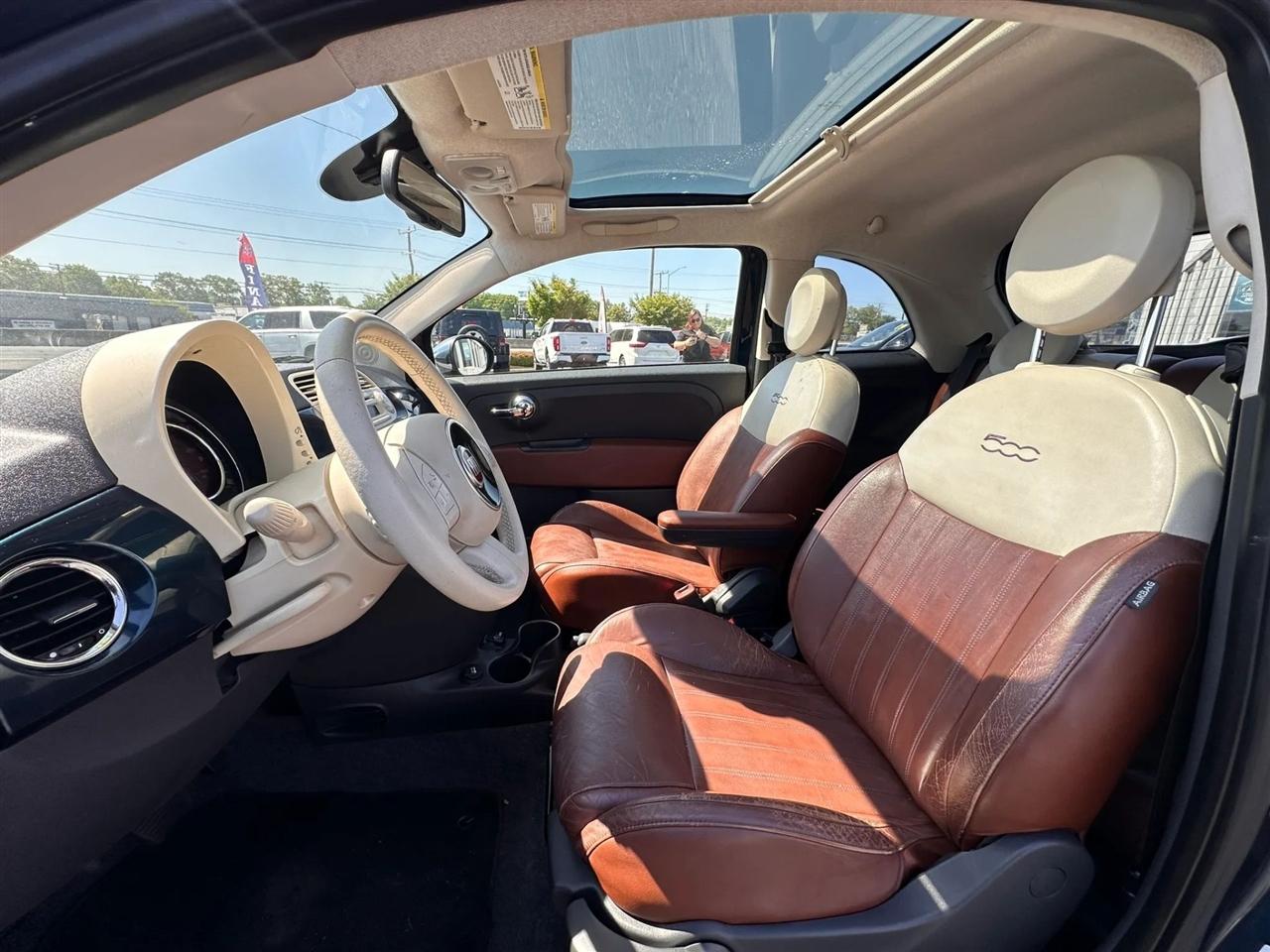 Fiat 500 Lounge Hatchback 2015