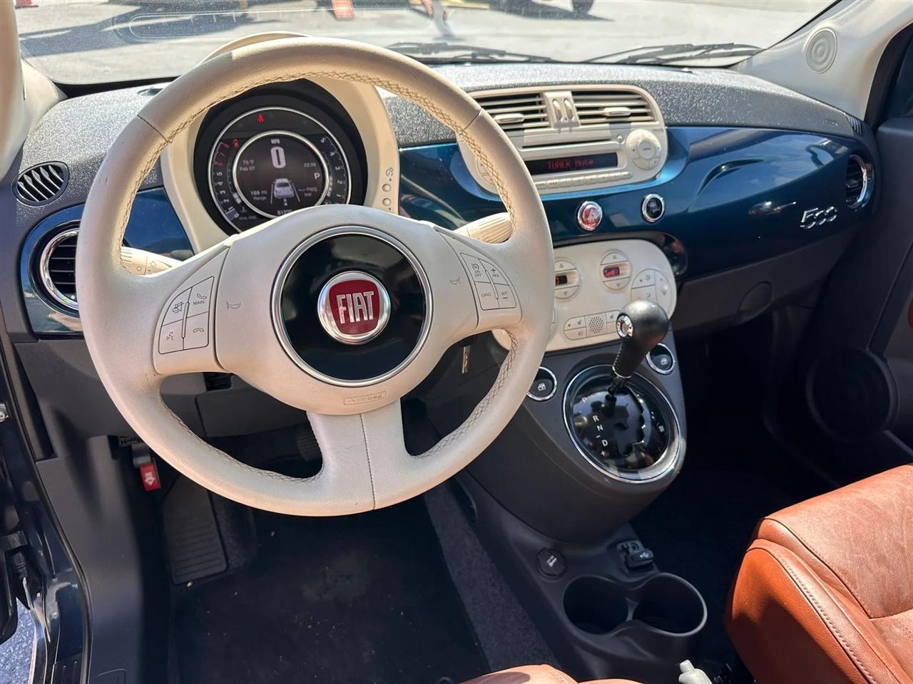 Fiat 500 Lounge Hatchback 2015