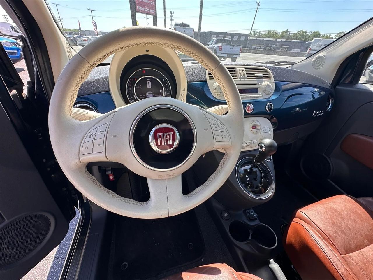 Fiat 500 Lounge Hatchback 2015