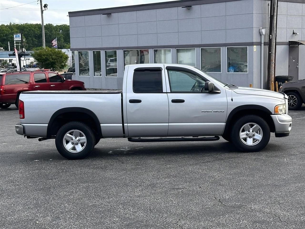 Dodge Ram 1500 SLT Quad Cab Long Bed 2WD 2003