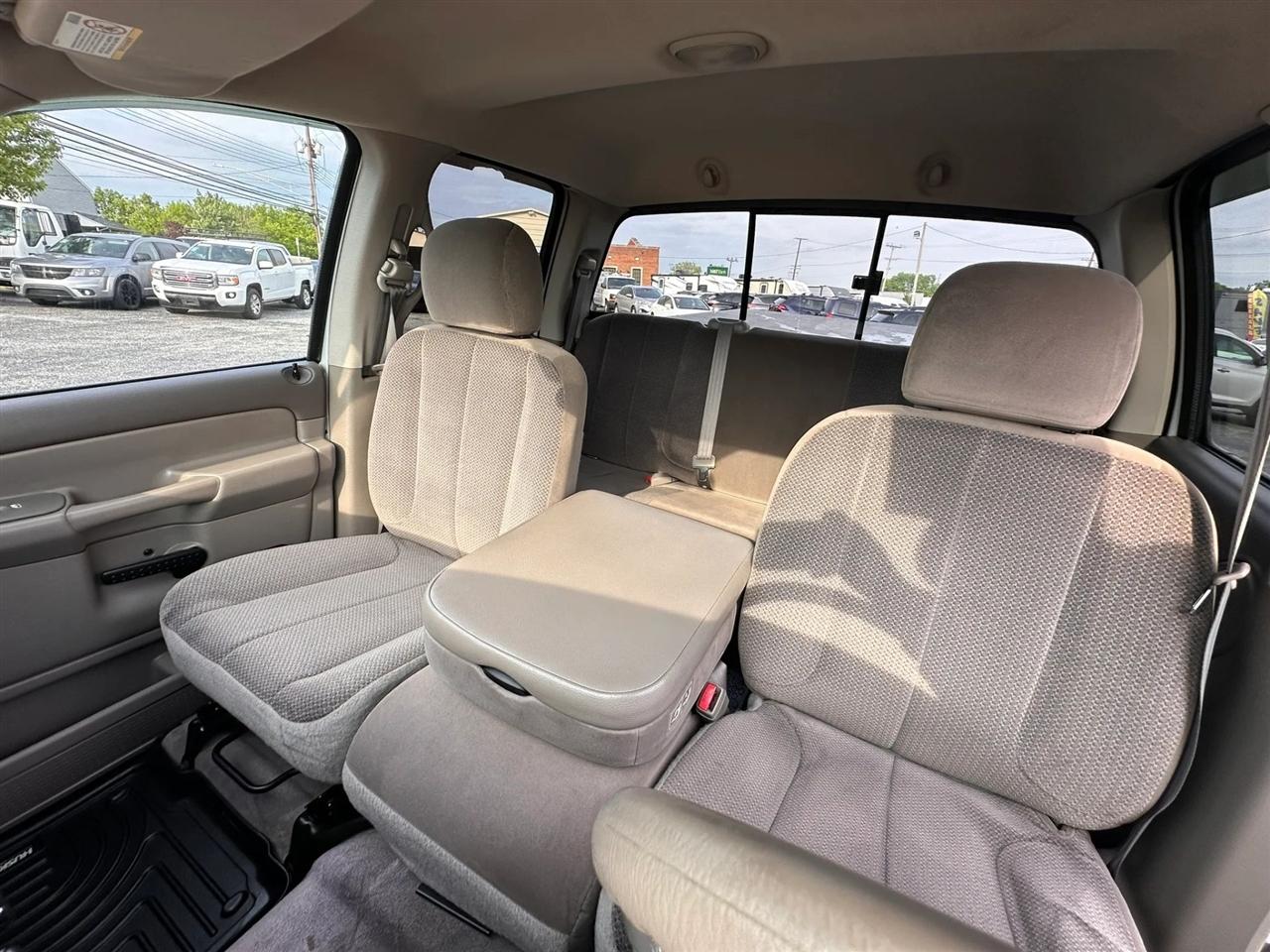 Dodge Ram 1500 SLT Quad Cab Long Bed 2WD 2003
