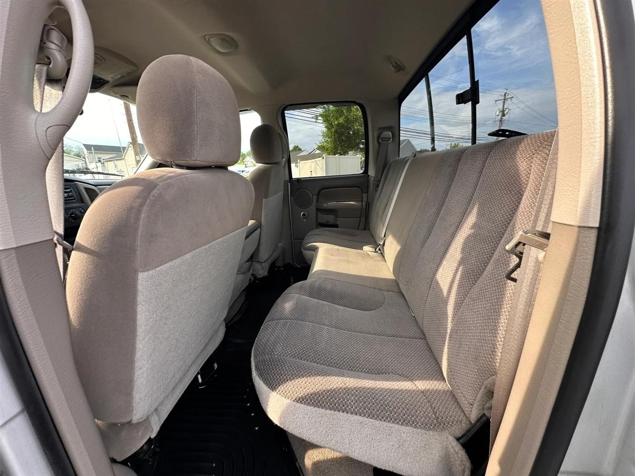 Dodge Ram 1500 SLT Quad Cab Long Bed 2WD 2003