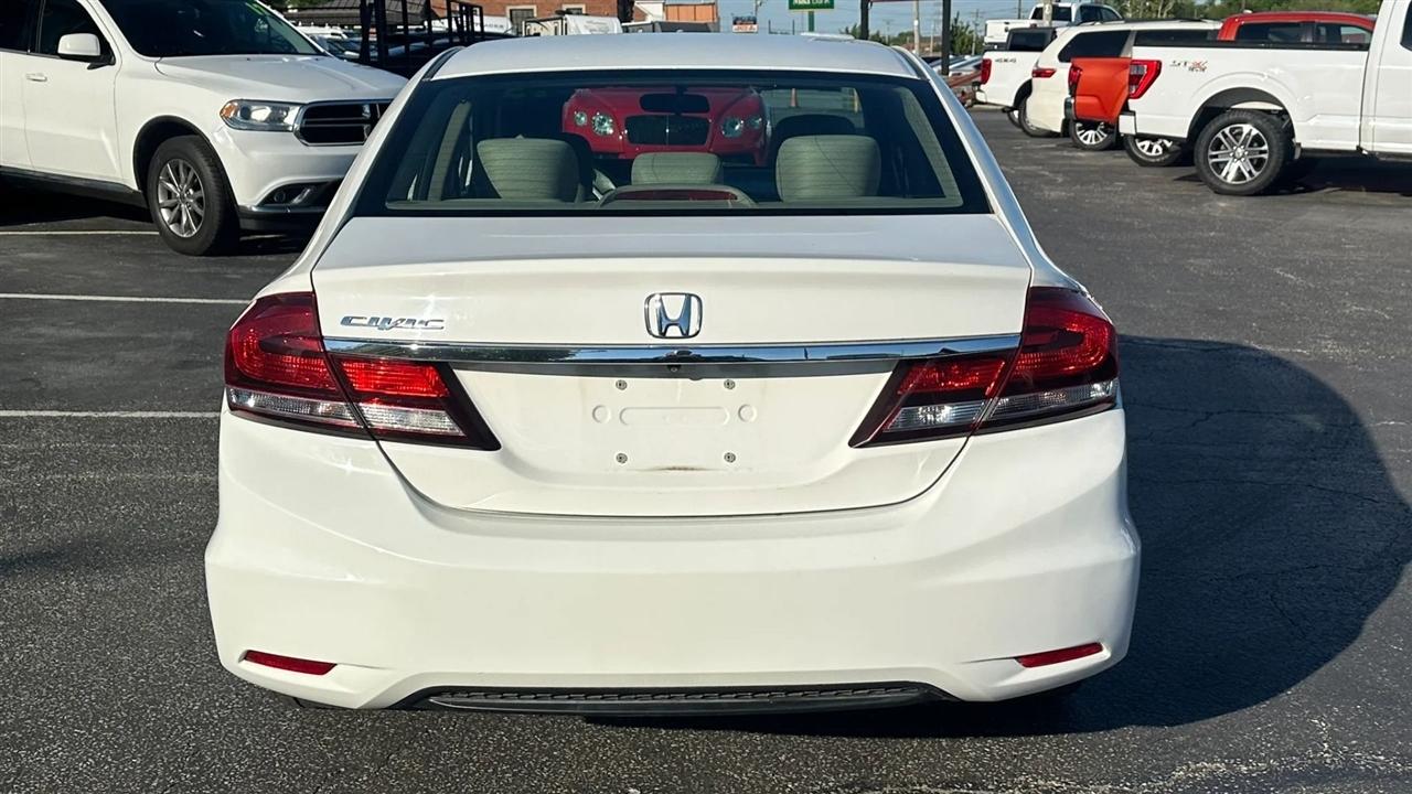 Honda Civic LX Sedan 5-Speed AT 2013