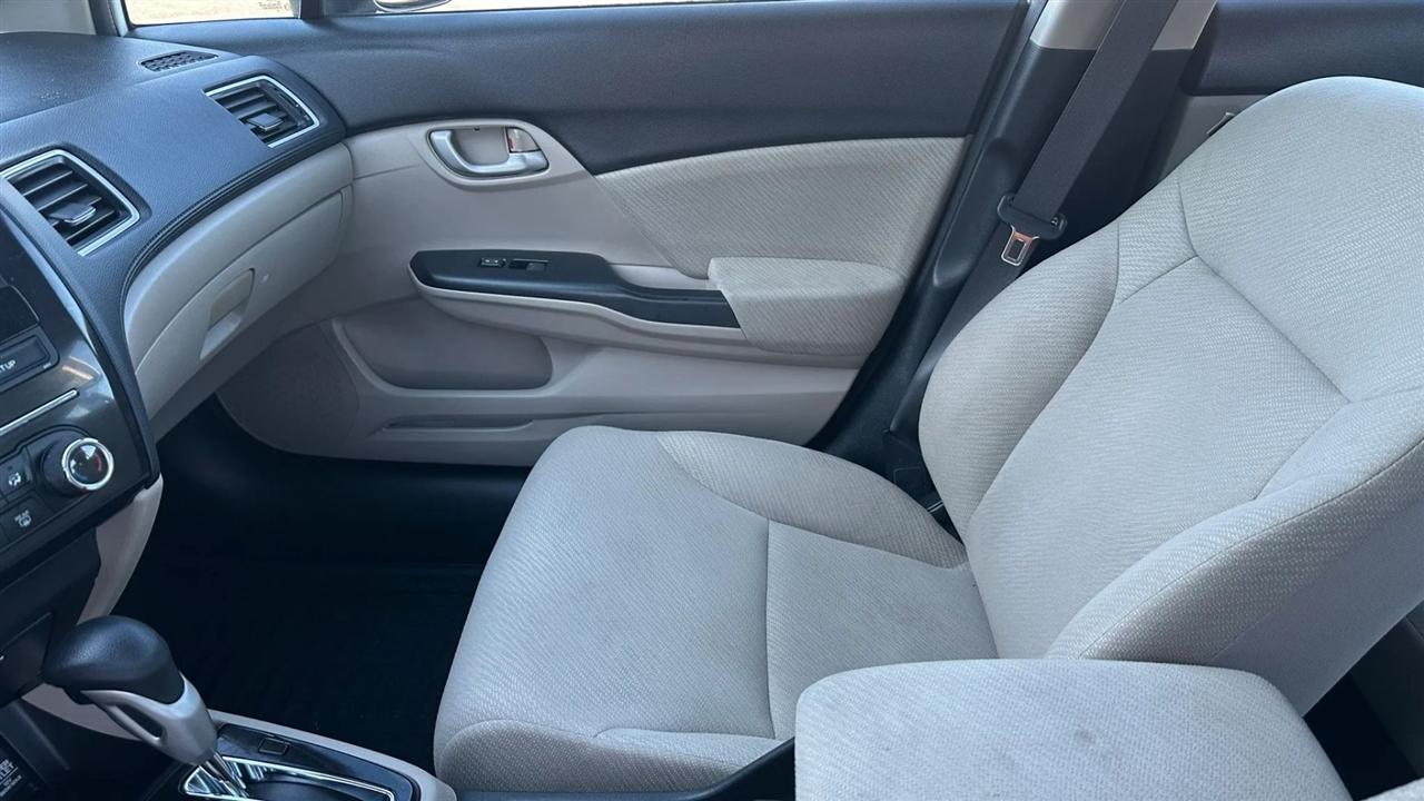 Honda Civic LX Sedan 5-Speed AT 2013