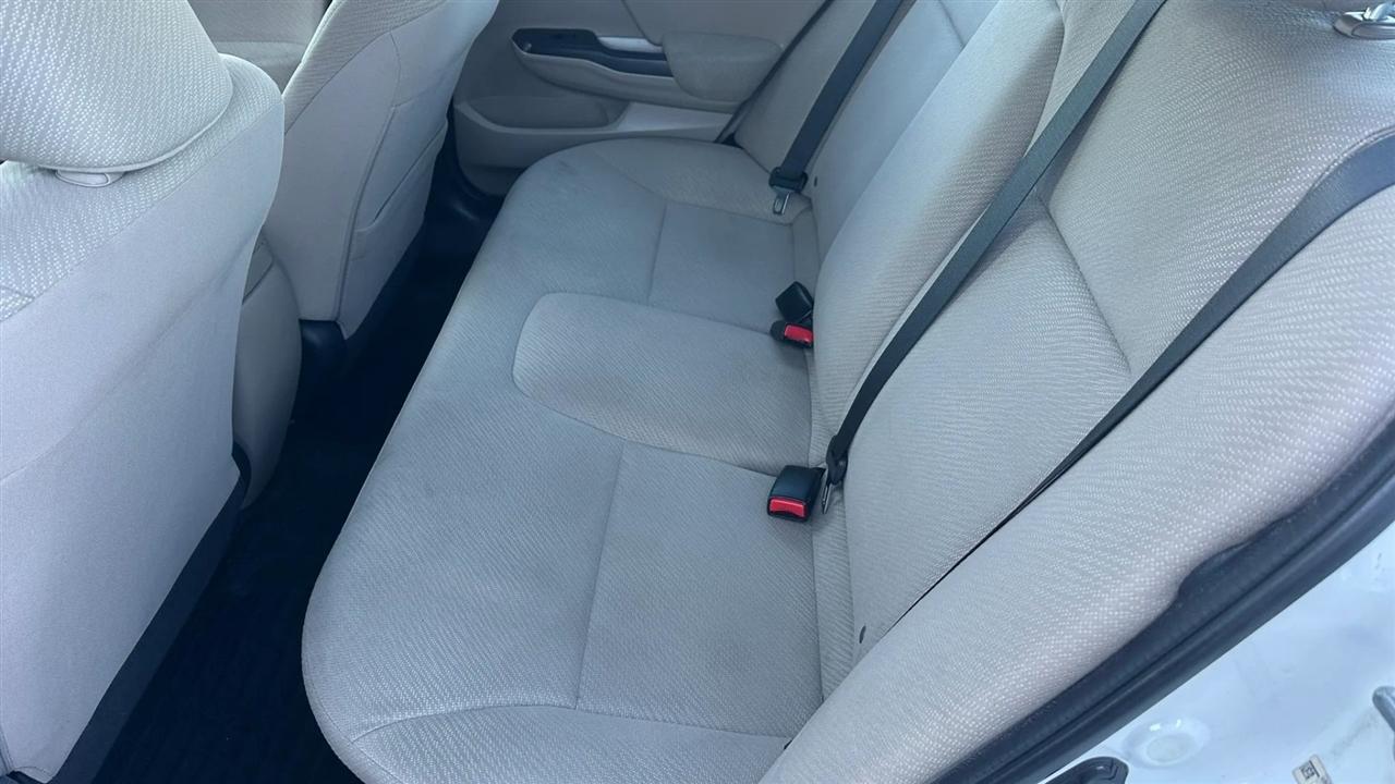 Honda Civic LX Sedan 5-Speed AT 2013