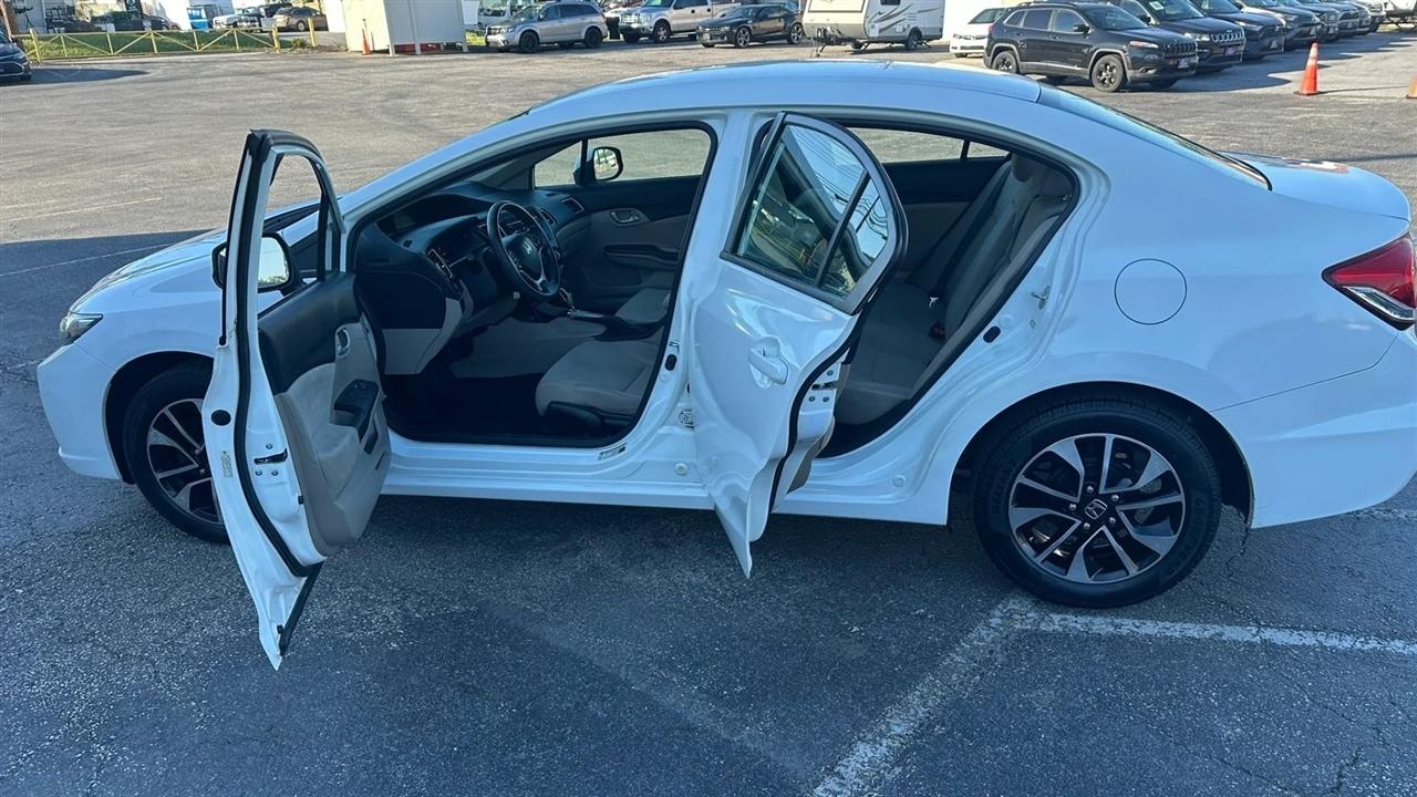 Honda Civic LX Sedan 5-Speed AT 2013