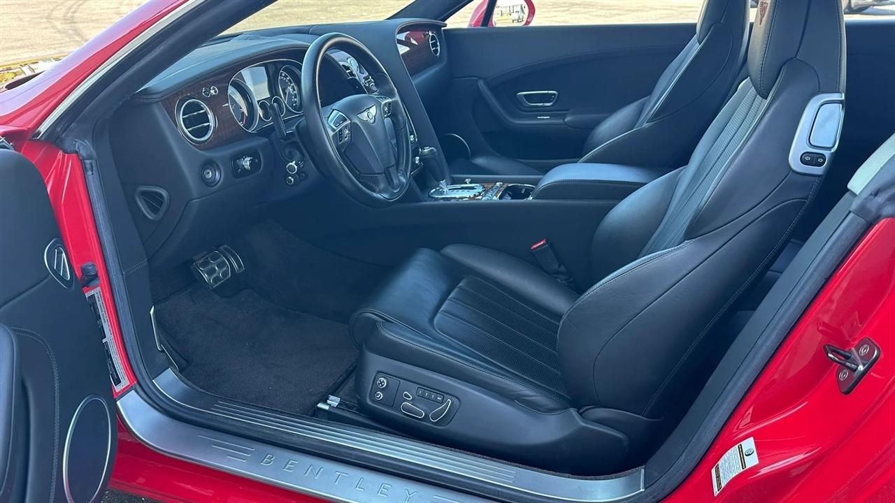 Bentley Continental GT V8 2013