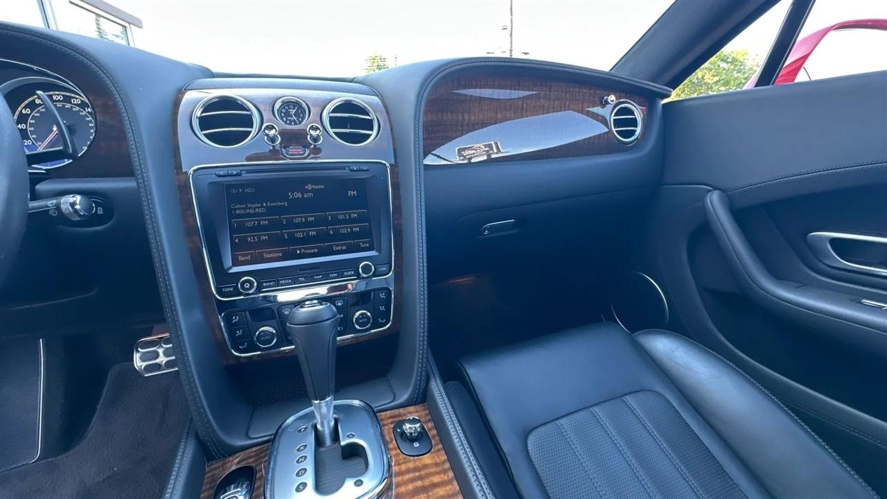 Bentley Continental GT V8 2013