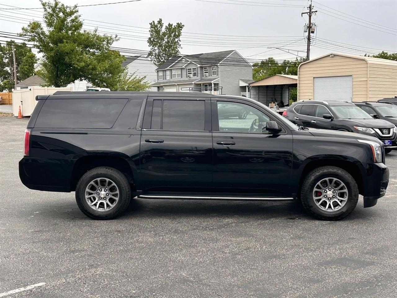 GMC Yukon XL SLT 4WD 2019