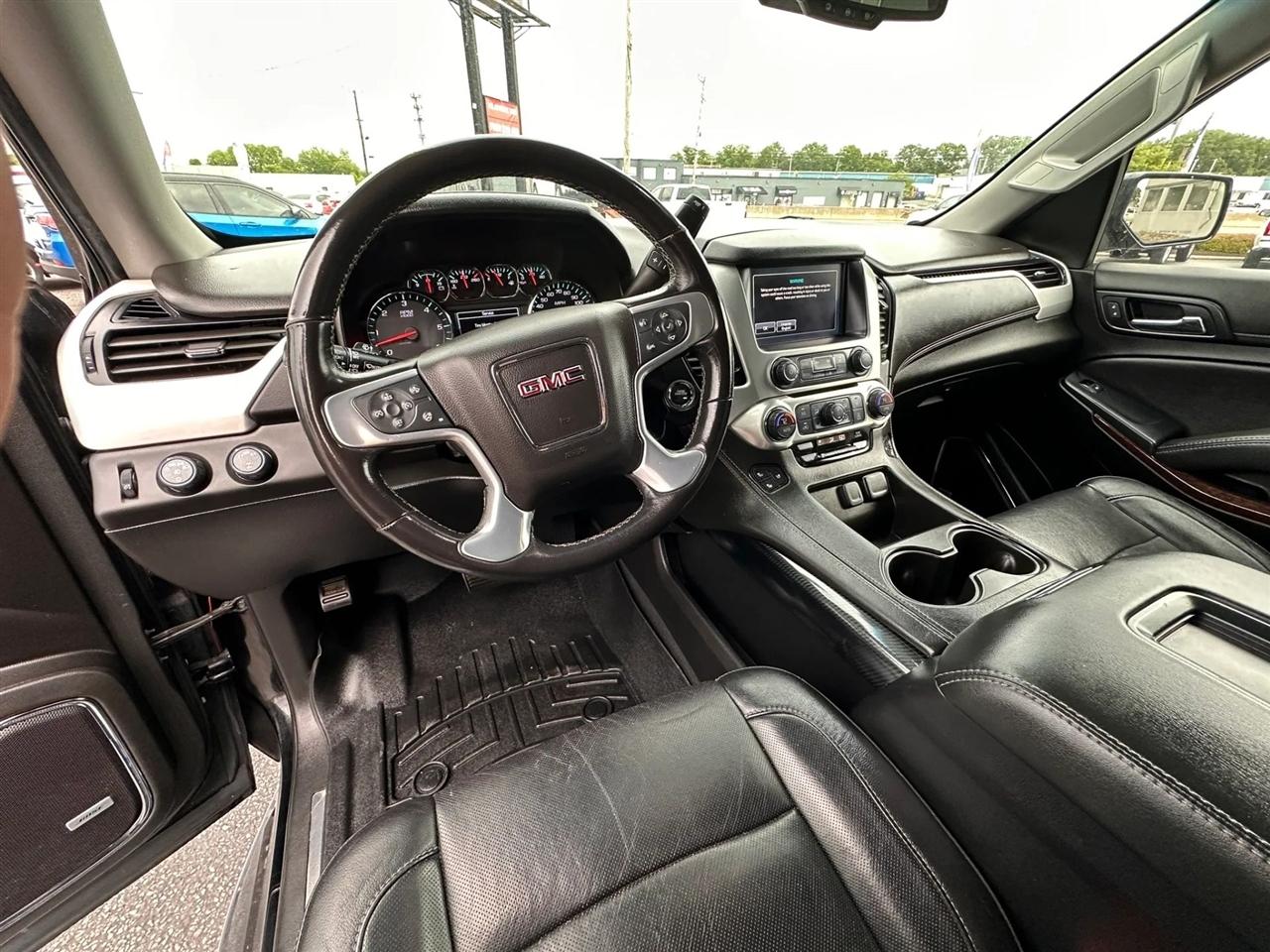 GMC Yukon XL SLT 4WD 2019