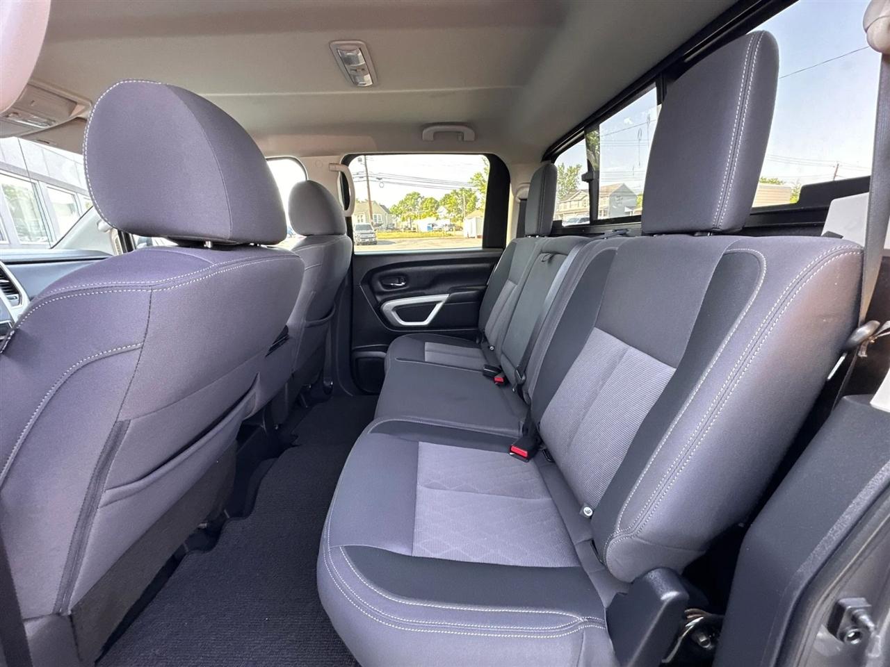 Nissan Titan S Crew Cab 2WD 2021