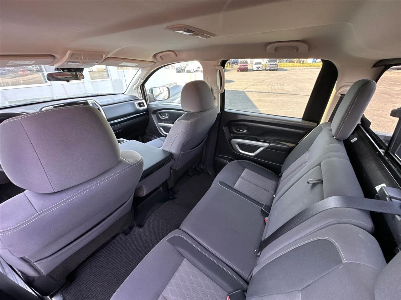 Nissan Titan S Crew Cab 2WD 2021