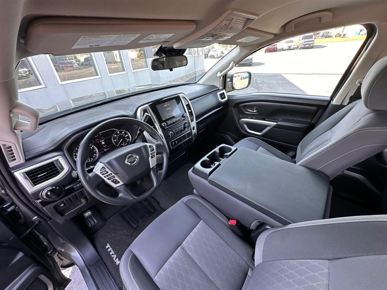 Nissan Titan S Crew Cab 2WD 2021