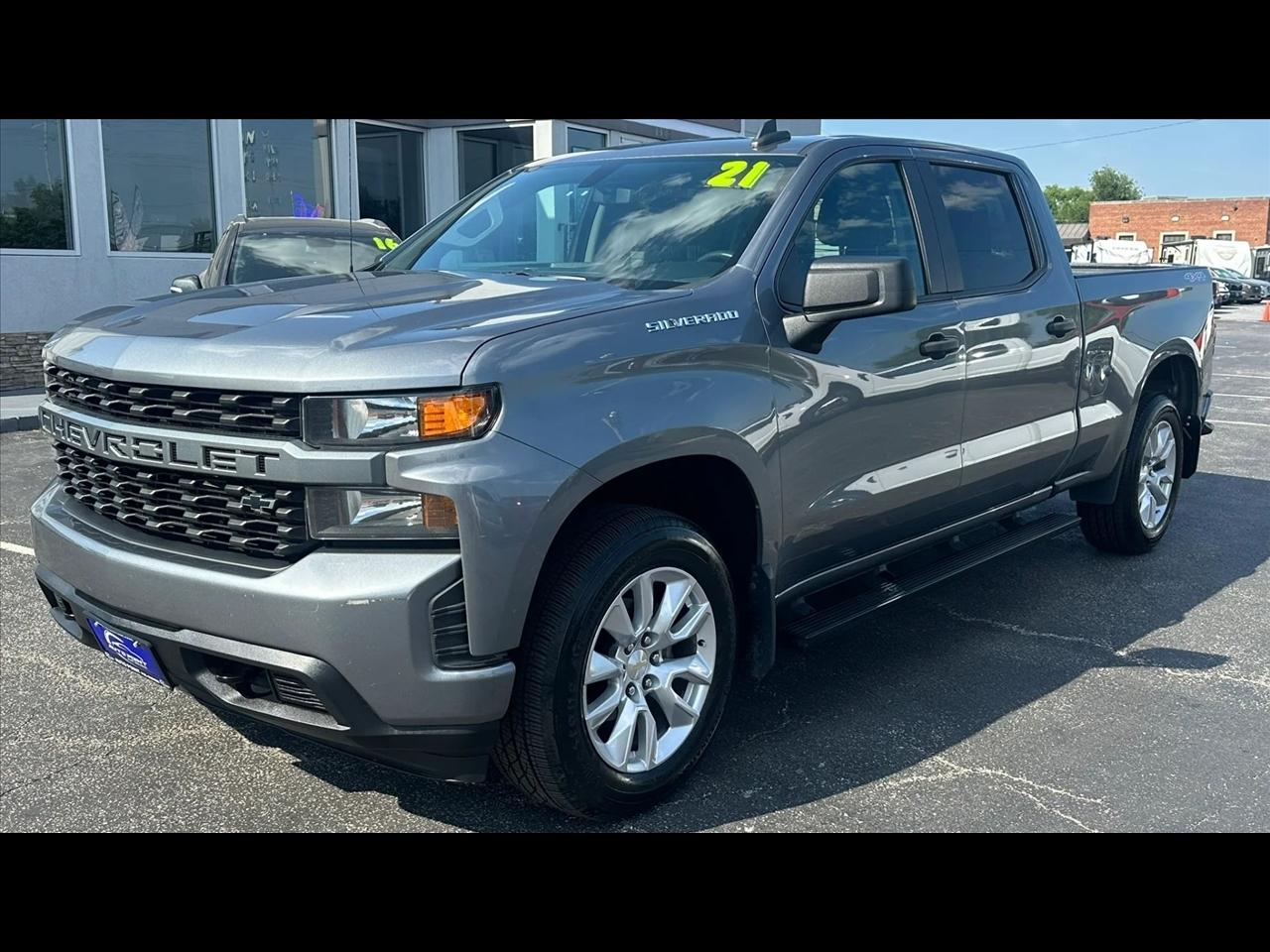 Chevrolet Silverado 1500 Custom Crew Cab Long Box 4WD 2021