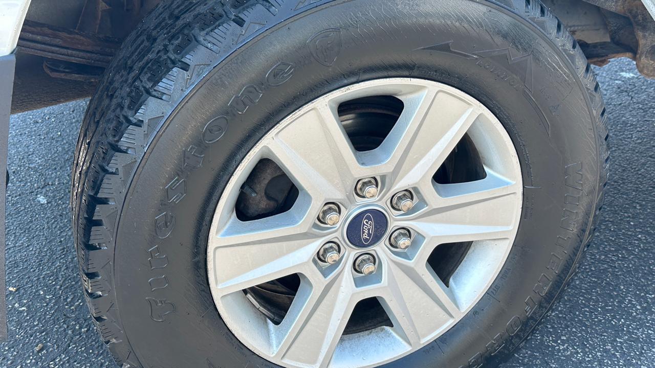 Ford F-150 4WD SuperCab 133" XLT 2019