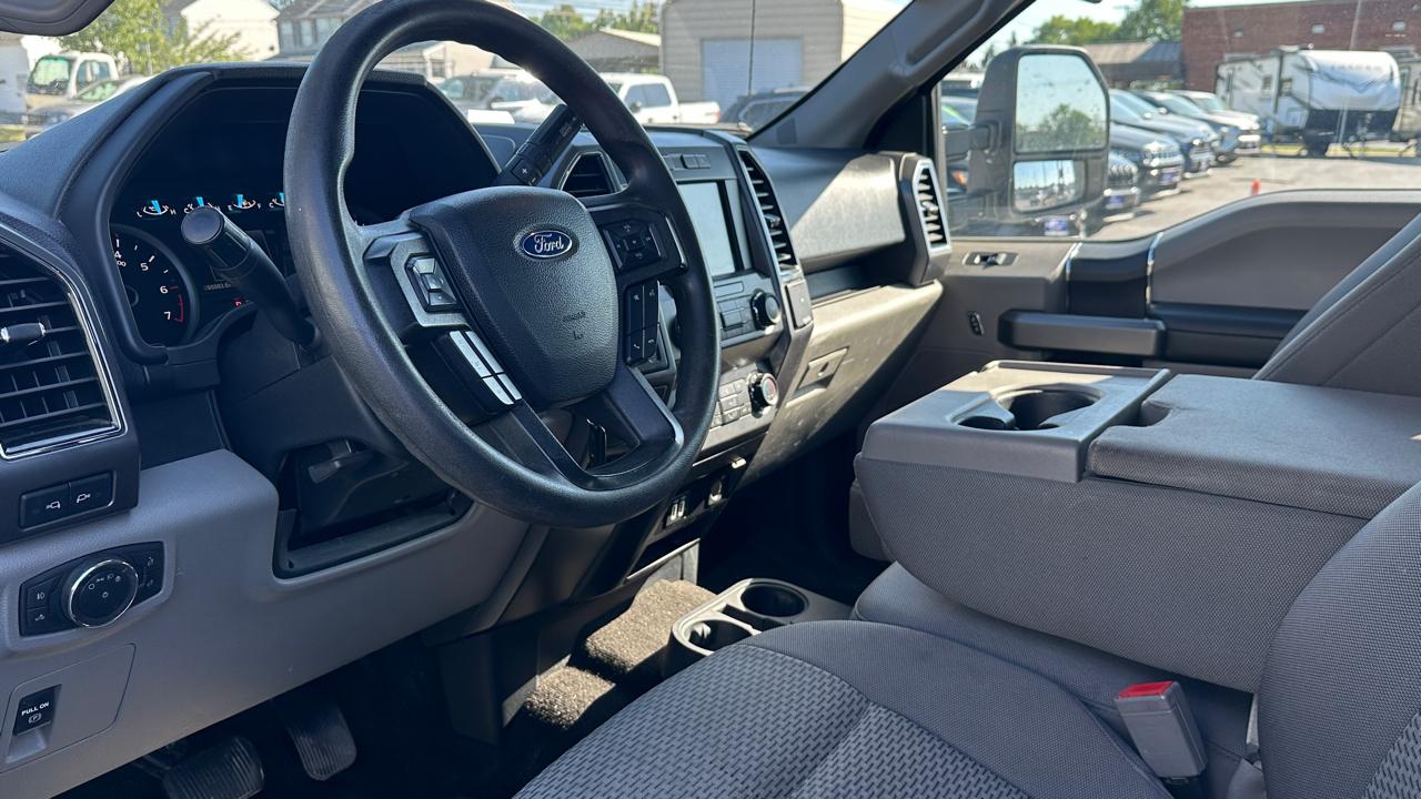 Ford F-150 4WD SuperCab 133" XLT 2019